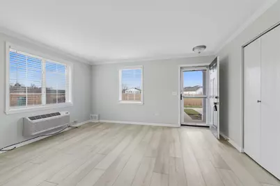 1009 Silverstone Drive #1009, Carpentersville, IL 60110 - Photo 9