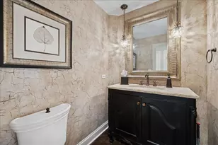 2041 Tremont Ct, Libertyville, IL 60048 - Photo 35