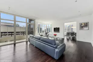 118 E Erie St, Chicago, IL 60611 - Photo 27