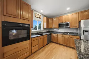 1160 Longwood Dr, Lisle, IL 60532 - Photo 5