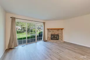 1788 Grove Ave, Schaumburg, IL 60193 - Photo 7