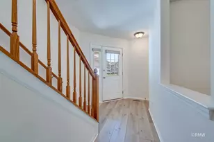 1788 Grove Ave, Schaumburg, IL 60193 - Photo 3