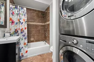 1203 Florence Ave, Evanston, IL 60202 - Photo 5