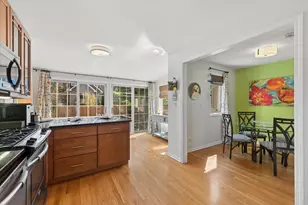 1203 Florence Ave, Evanston, IL 60202 - Photo 7