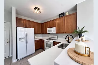 2266 Pembridge Drive, Lake in the Hills, IL 60156 - Photo 3