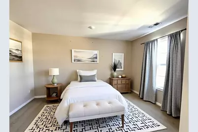 2266 Pembridge Drive, Lake in the Hills, IL 60156 - Photo 11