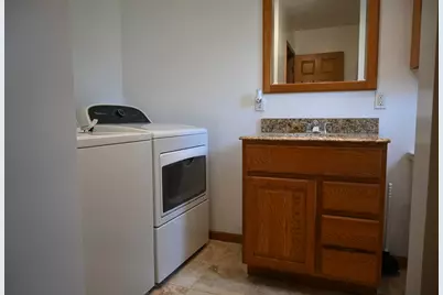 185 W Southmor Road, Morris, IL 60450 - Photo 37