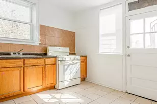 8227 S Maryland Ave, Chicago, IL 60619 - Photo 15