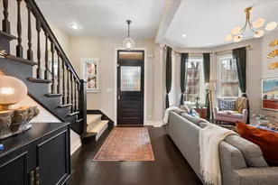 2710 N Sacramento Ave, Chicago, IL 60647 - Photo 3