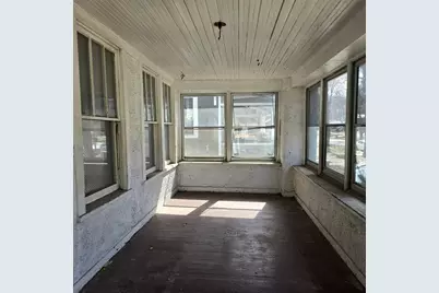 11223 S Longwood Drive, Chicago, IL 60643 - Photo 3