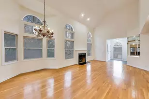 325 N Water St, Batavia, IL 60510 - Photo 35