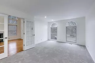 325 N Water St, Batavia, IL 60510 - Photo 25