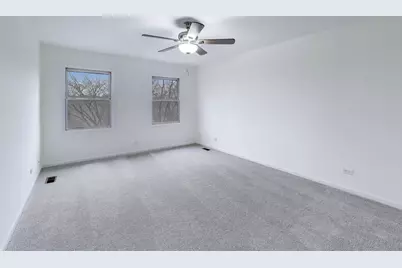 325 N Water Street #325, Batavia, IL 60510 - Photo 17