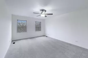 325 N Water St, Batavia, IL 60510 - Photo 17