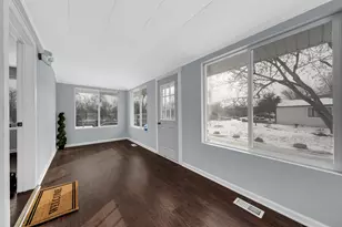 38717 N Lake St, Antioch, IL 60002 - Photo 3