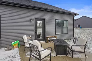 7 Prairie Trl, Monticello, IL 61856 - Photo 31