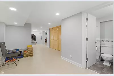 5611 S Kenwood Avenue, Chicago, IL 60637 - Photo 33