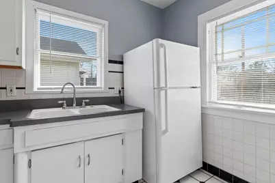 412 Welty Avenue, Rockford, IL 61107 - Photo 7