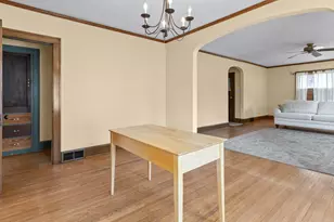 412 Welty Ave, Rockford, IL 61107 - Photo 9