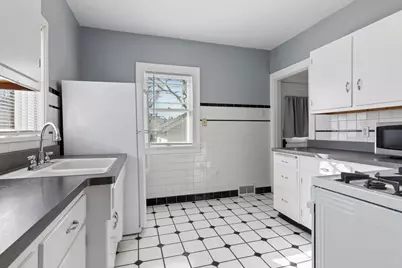 412 Welty Avenue, Rockford, IL 61107 - Photo 5