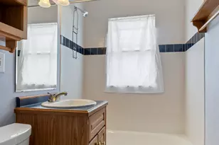 412 Welty Ave, Rockford, IL 61107 - Photo 17