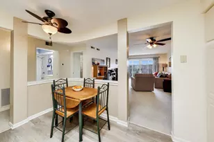 3940 W Bryn Mawr Ave, Chicago, IL 60659 - Photo 15