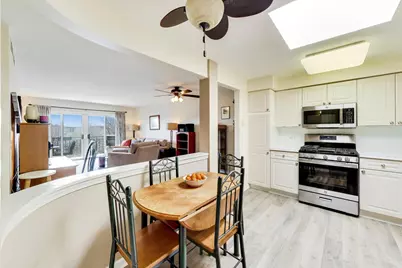 3940 W Bryn Mawr Avenue #501, Chicago, IL 60659 - Photo 11