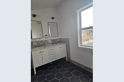 5402 N Mobile Avenue, Chicago, IL 60630 - Photo 21