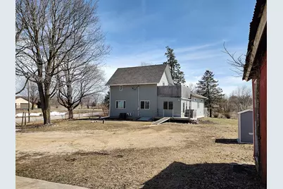 8806 Trask Bridge Road, Rockford, IL 61101 - Photo 5