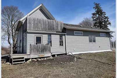8806 Trask Bridge Road, Rockford, IL 61101 - Photo 7