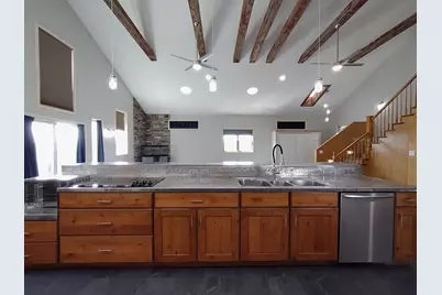 8806 Trask Bridge Road, Rockford, IL 61101 - Photo 9