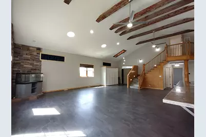 8806 Trask Bridge Road, Rockford, IL 61101 - Photo 7