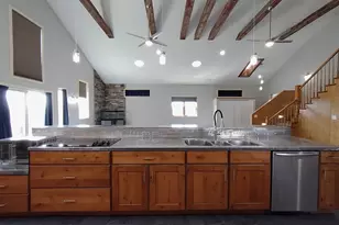 8806 Trask Bridge Rd, Rockford, IL 61101 - Photo 23