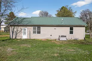 109 Illini Ct, Vienna, IL 62995 - Photo 7