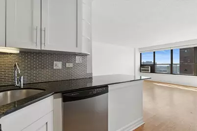 2930 N Sheridan Road #1403, Chicago, IL 60657 - Photo 9