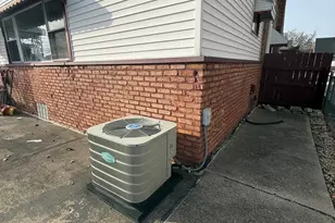 7445 W Winona St, Harwood Heights, IL 60706 - Photo 19