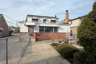 7445 W Winona St, Harwood Heights, IL 60706 - Photo 17