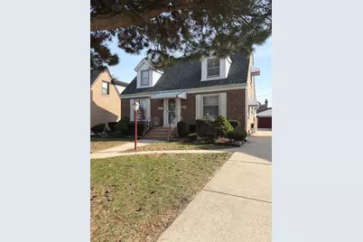 7445 W Winona Street, Harwood Heights, IL 60706 - Photo 1