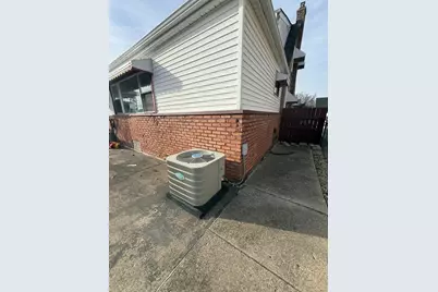 7445 W Winona Street, Harwood Heights, IL 60706 - Photo 17