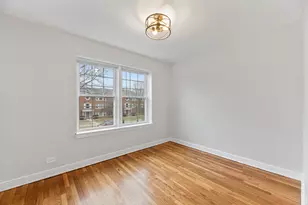 132 Ridge Ave, Evanston, IL 60202 - Photo 11