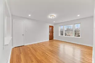 132 Ridge Ave, Evanston, IL 60202 - Photo 3