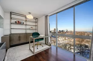 1555 N Dearborn St, Chicago, IL 60610 - Photo 19