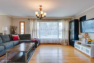 10817 S Oak Park Ave, Worth, IL 60482 - Photo 5