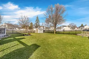 1475 Misthaven Ln, Elgin, IL 60123 - Photo 9