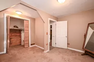 2737 Gabriel Ave, Zion, IL 60099 - Photo 19