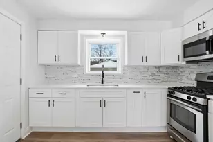 3645 177th Pl, Lansing, IL 60438 - Photo 9