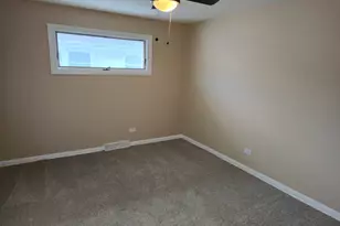 14927 Kenton Ave, Midlothian, IL 60445 - Photo 15