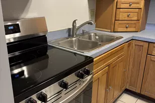 9074 W Terrace Dr, Niles, IL 60714 - Photo 5