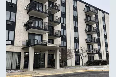 9074 W Terrace Drive #1I, Niles, IL 60714 - Photo 1