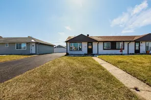 4519 W 90th Pl, Hometown, IL 60456 - Photo 1